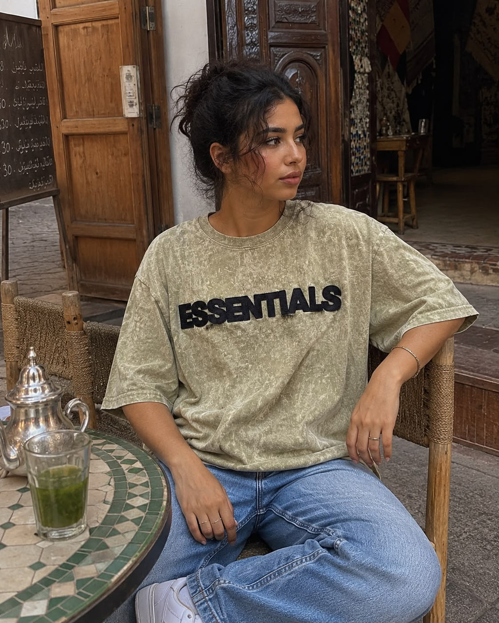 T-Shirt Oversize Essentials Kaki Acid Wash - Lifestyle